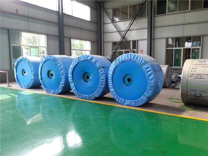 PVG阻燃輸送帶托輥間隔多少才合理(圖1) PVG阻燃輸送帶托輥間隔多少才合理(圖1)