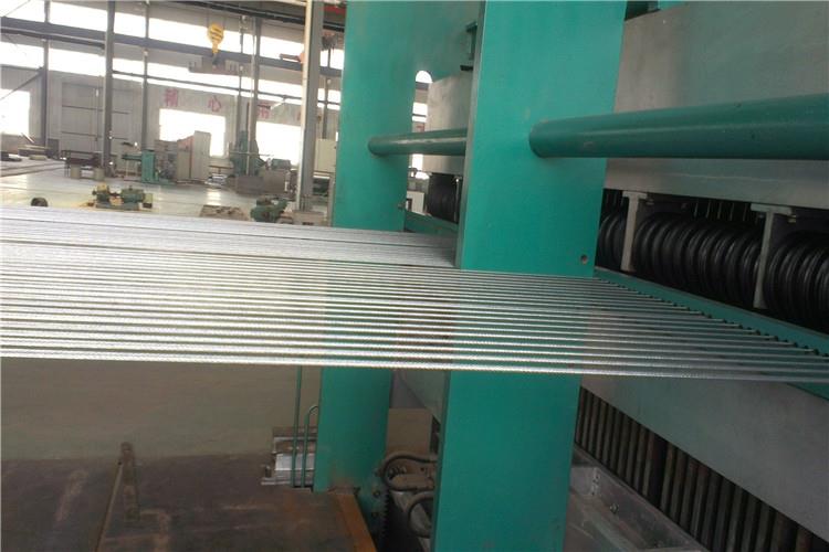 鋼絲繩芯輸送帶故障頻頻來襲?掌握解決方法輕(圖2) 鋼絲繩芯輸送帶故障頻頻來襲?掌握解決方法輕(圖2)